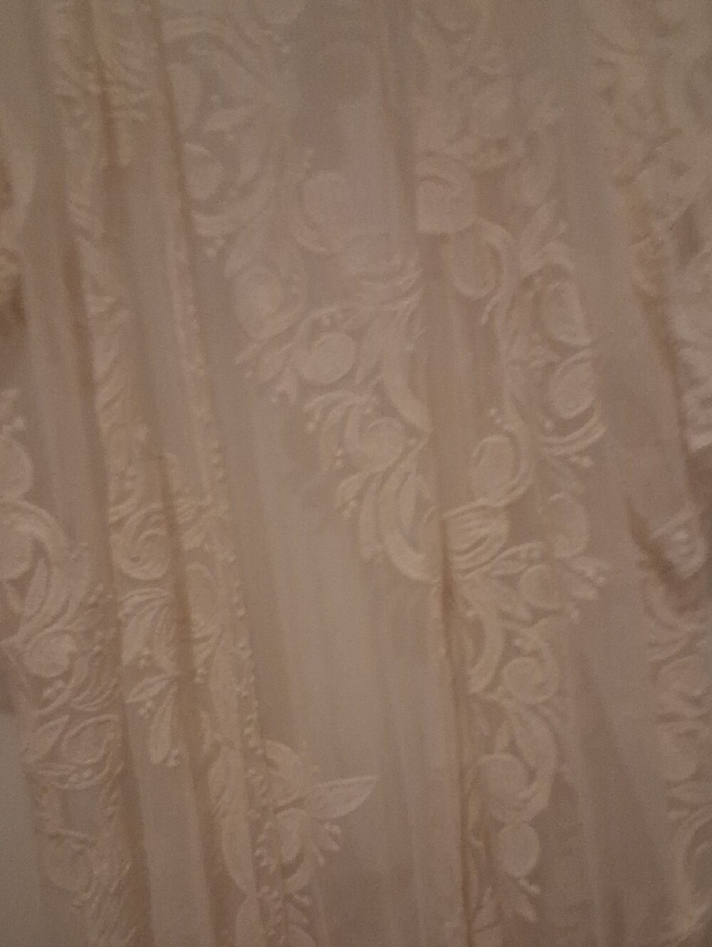 Sheer Lace Kimono Cream - Lightweight .can be worn as a jacket or cover up - Picture 3 of 5